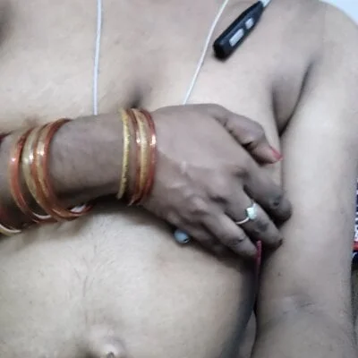 Tamilrojanew Stripchat Model