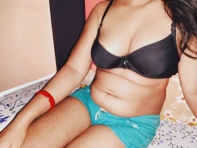 yoursweety09 Stripchat Model